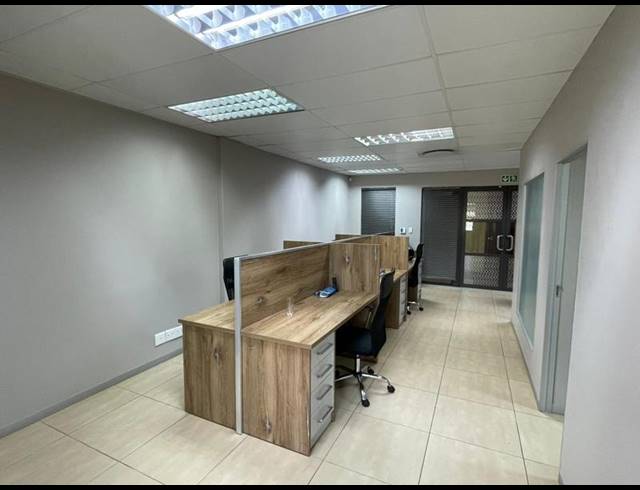 BUSINESS PROPERTY TO RENT IN MIDSTREAM ESTATE